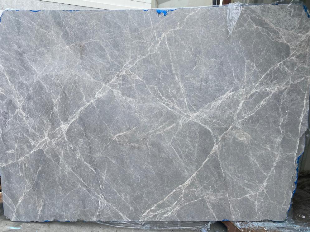 12e6bdea 1897 46d3 9c64 9ea5976fbe91