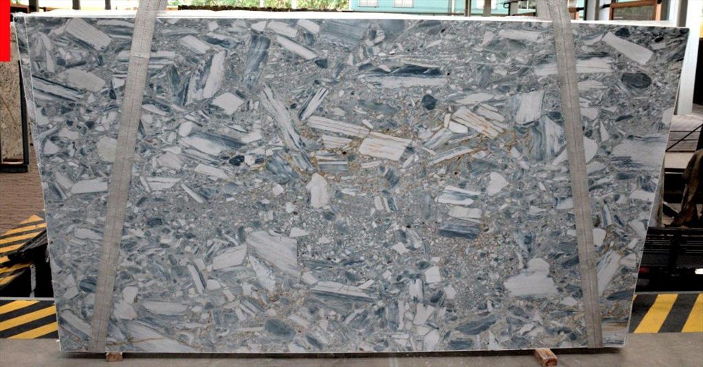 98f375ea f001 44ba bc2d 7fdfe842fea1