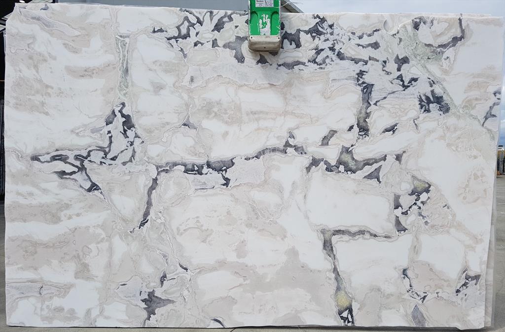 a51dbab2 f017 45ac ae90 ef6187bc8053